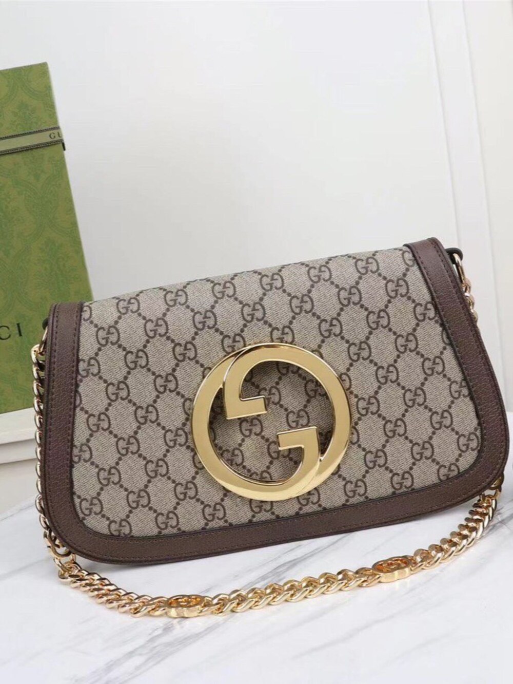 Gucci Blondie Medium Shoulder Bag